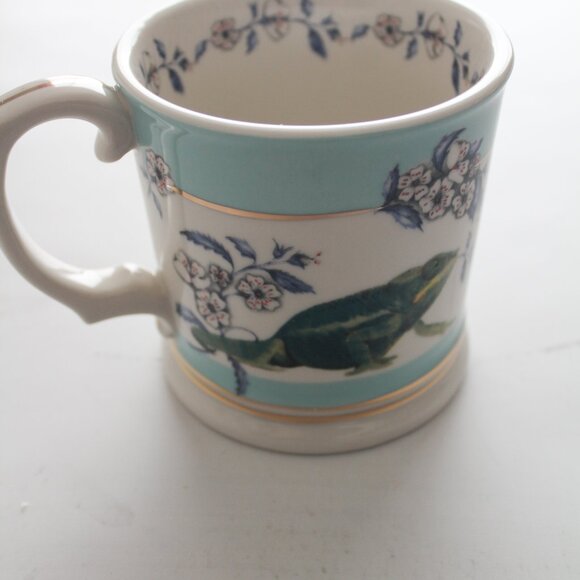 Anthropologie x Lou Rota "Nature Table" Stoneware Mug - NEW SOLD OUT - Picture 2 of 8